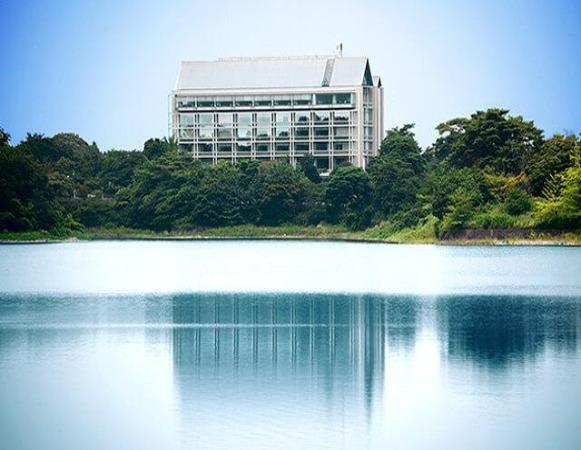 ゴルフ場や西武ドーム、西武園ゆうえんちなど 近隣施設のレジャーとともに、景観を楽しみながらご宿泊、ご会食、ご宴会にご利用ください。