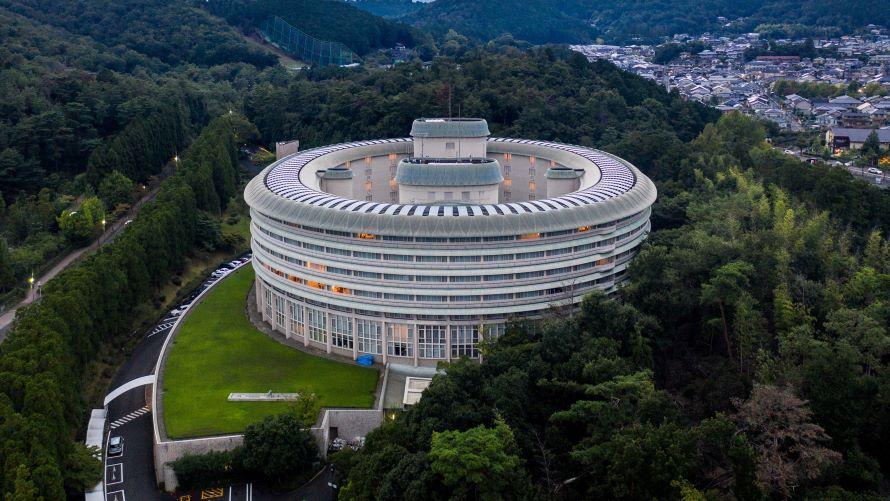 新緑に包まれる京の奥座敷