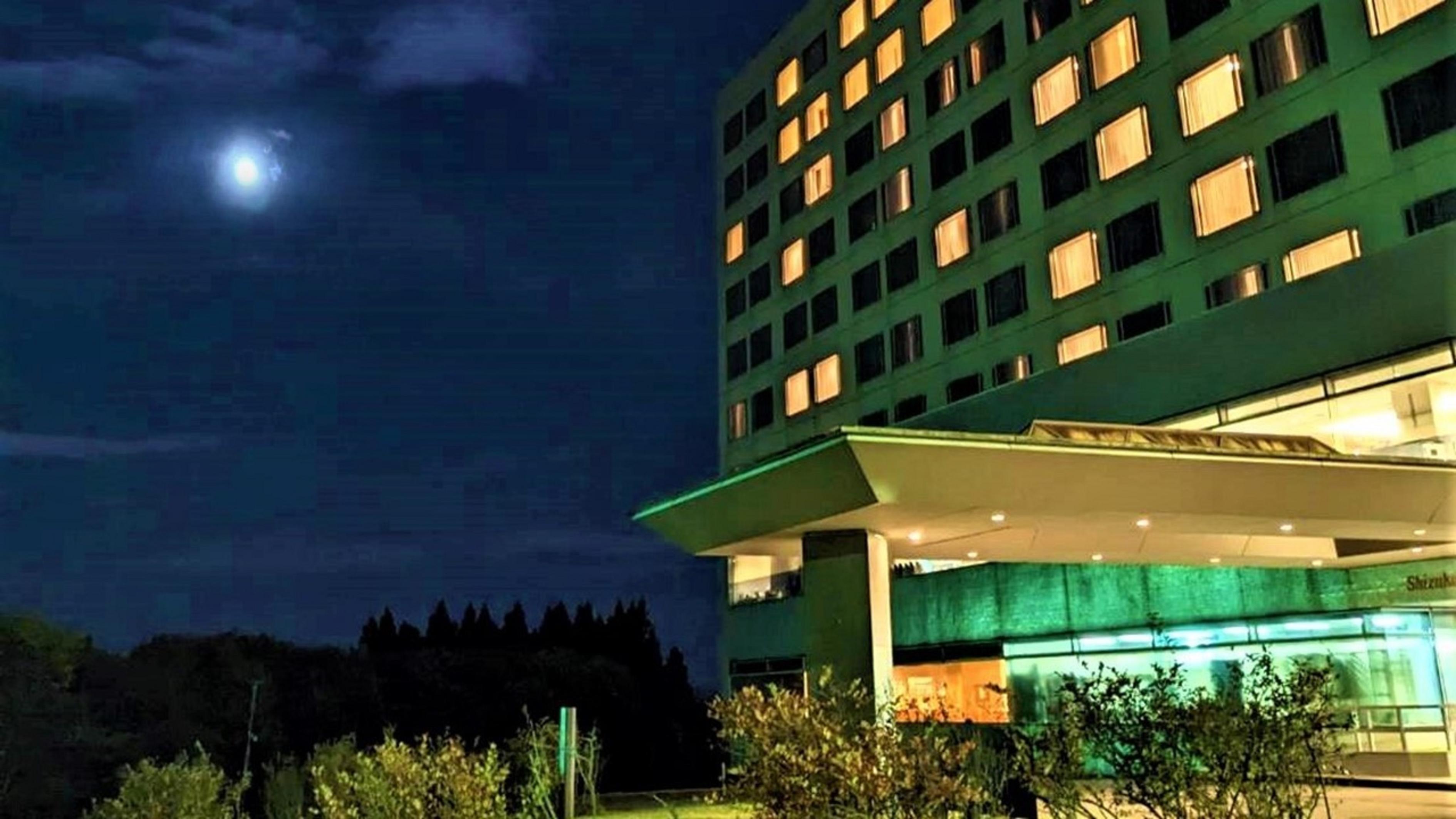 温泉でゆったり秋旅！直前予約におすすめ！おまかせプラン　夕朝食付き