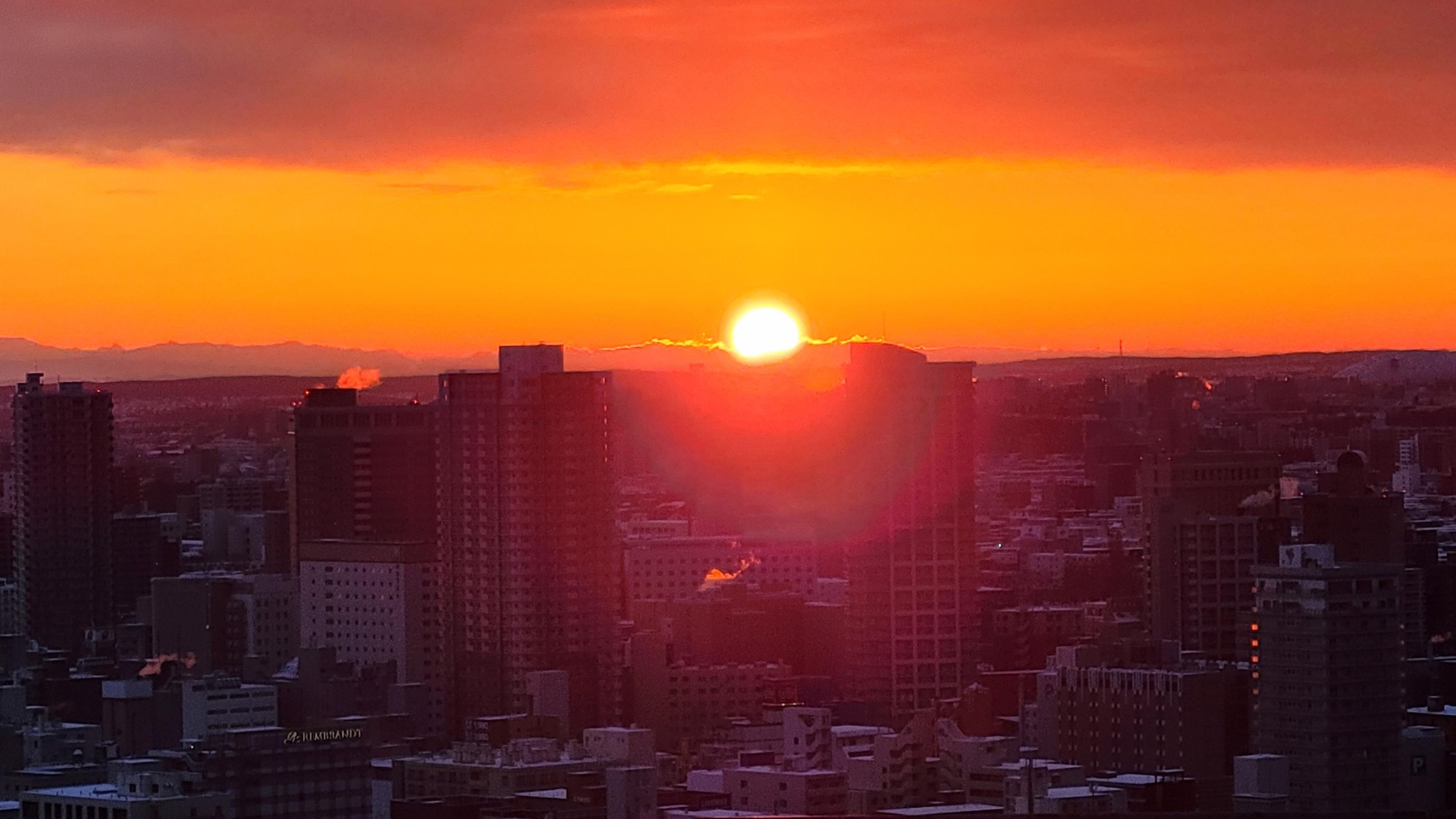 【クラブフロアご宿泊者さま限定・予約制】「Prince ROOFTOP360」から望む初日の出鑑賞