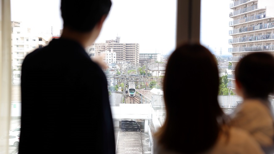 3路線を望むトレインビュー