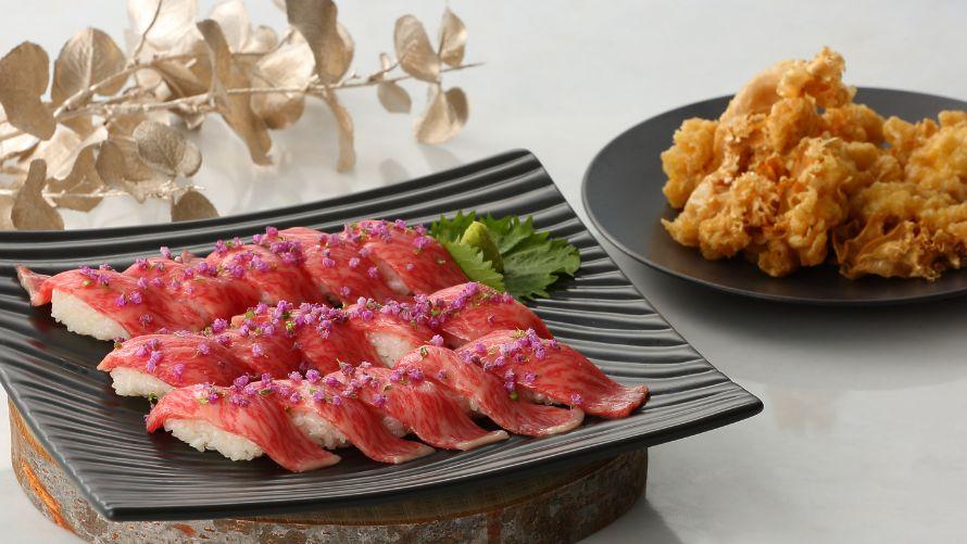 国産牛の炙り肉寿司 /  花びら茸の天婦羅
