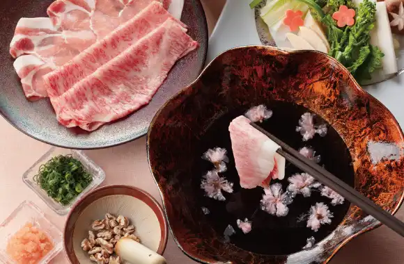 春野菜と信州プレミアム牛肉・信州米豚ロースのしゃぶしゃぶ 〜桜の香り〜