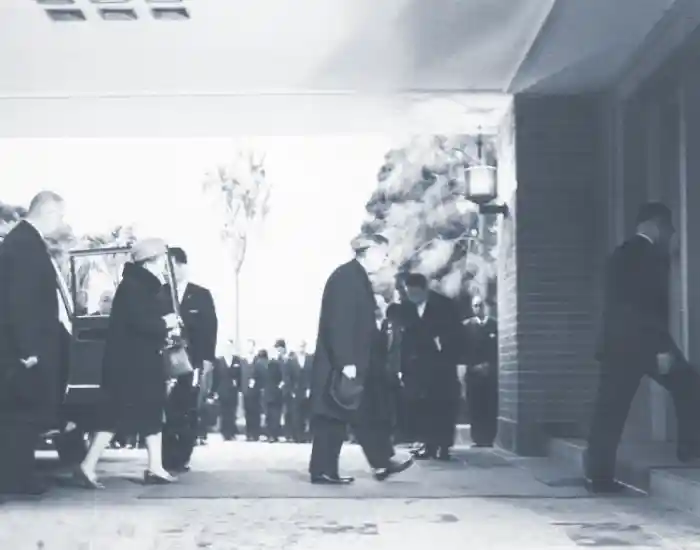 昭和天皇・皇后両陛下 ご光臨