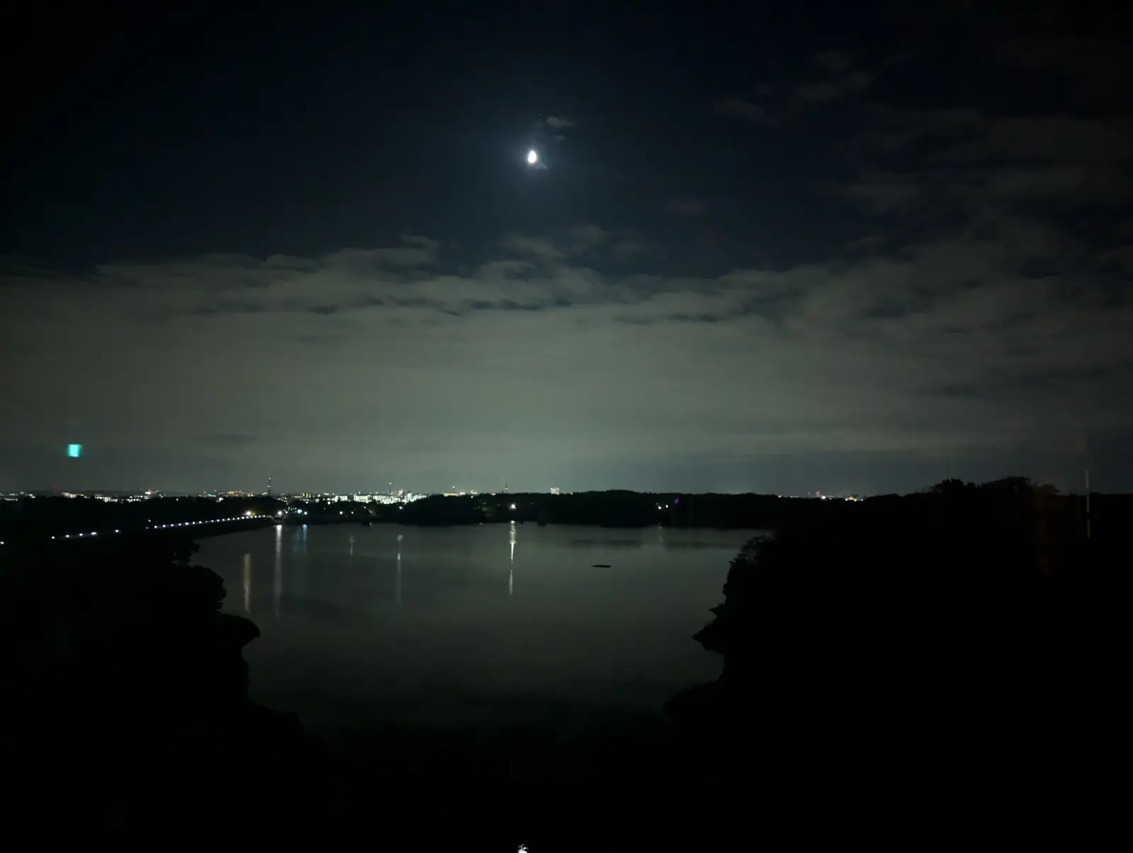 掬水亭の景色