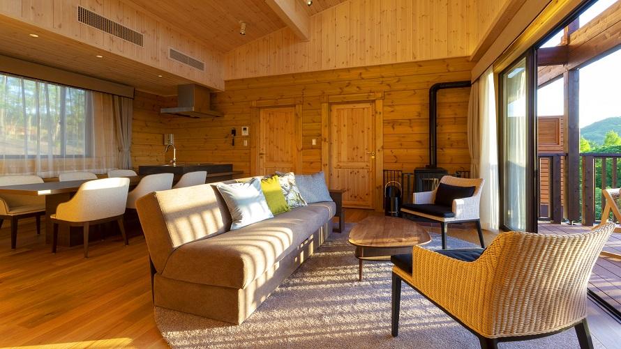自然が近い一棟建てのヴィラのお部屋へは電気カートで送迎します