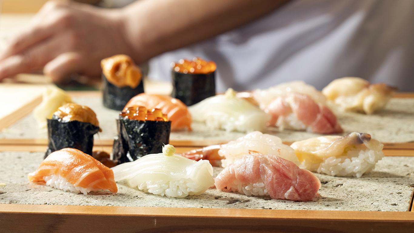 【ディナー】Sushi Bar "KEI" - 鉄板焼き×寿司コース