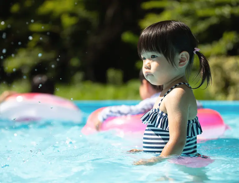 KIDS POOL