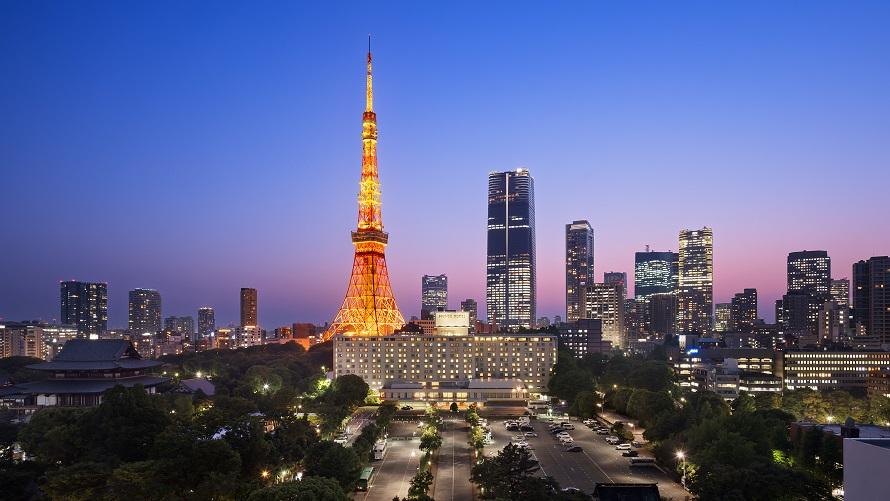 東京プリンスホテルの外観（夜）